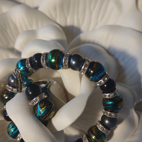 Handmade beads bracelet. - Picture 3 of 7